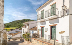 Awesome home in El Colmenar with WiFi and 6 Bedrooms, Colmenar